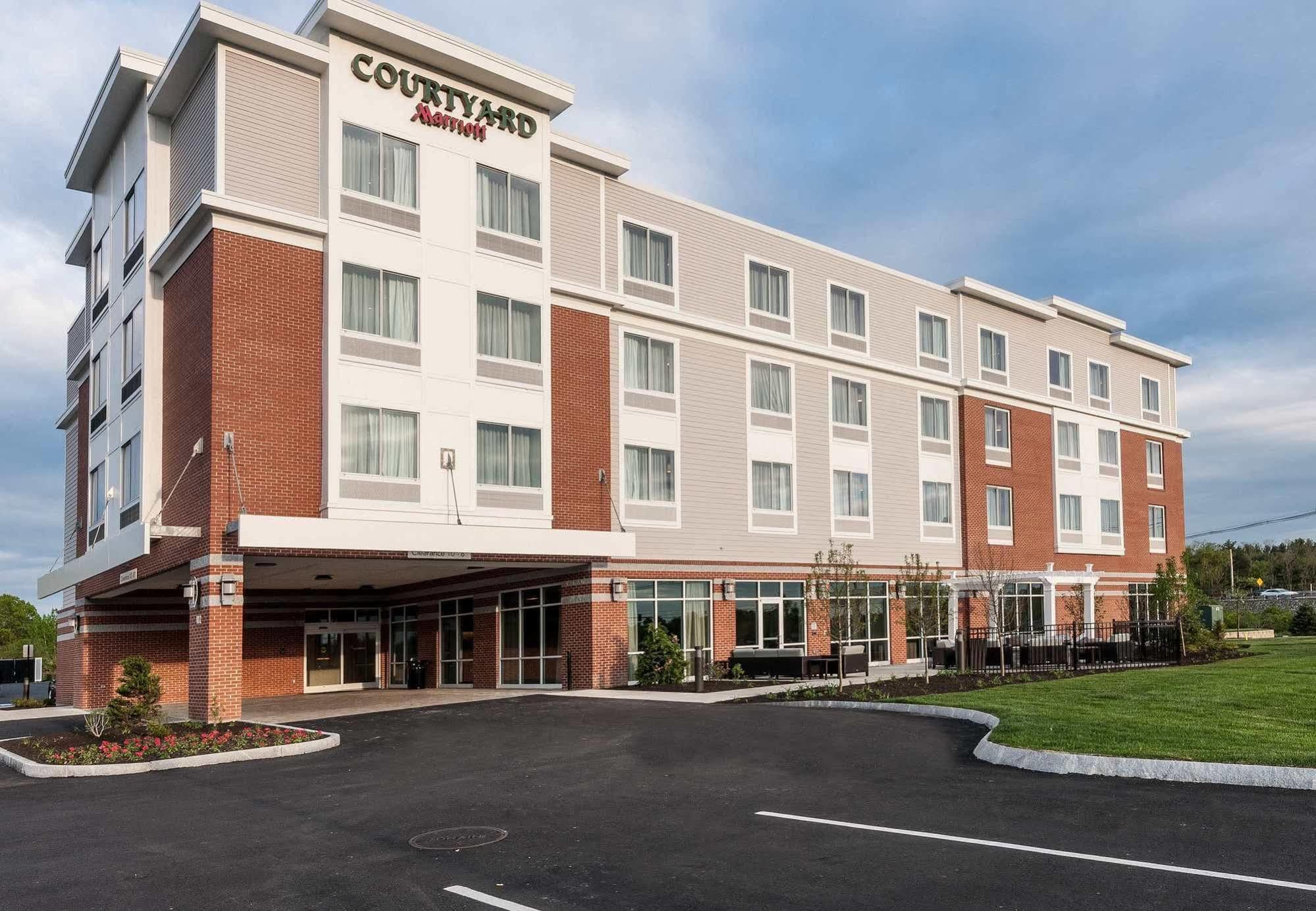 Courtyard By Marriott Boston Littleton Hotel Exterior photo